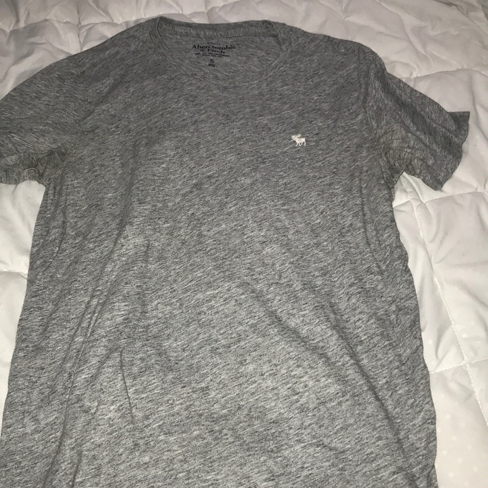 Abercrombie & Fitch Tee